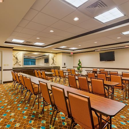 Holiday Inn Express And Suites Alpine By Ihg Εξωτερικό φωτογραφία