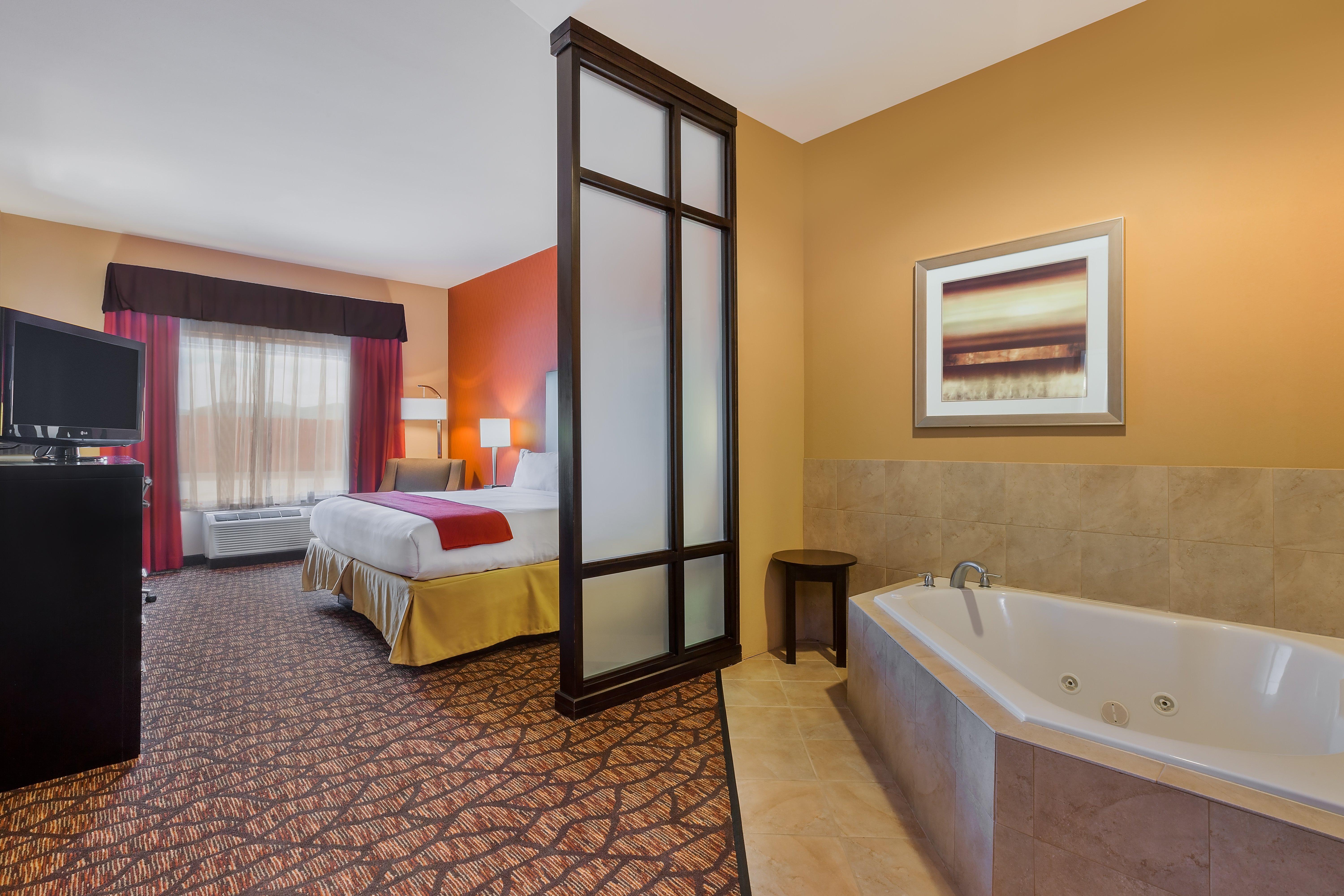 Holiday Inn Express And Suites Alpine By Ihg Εξωτερικό φωτογραφία