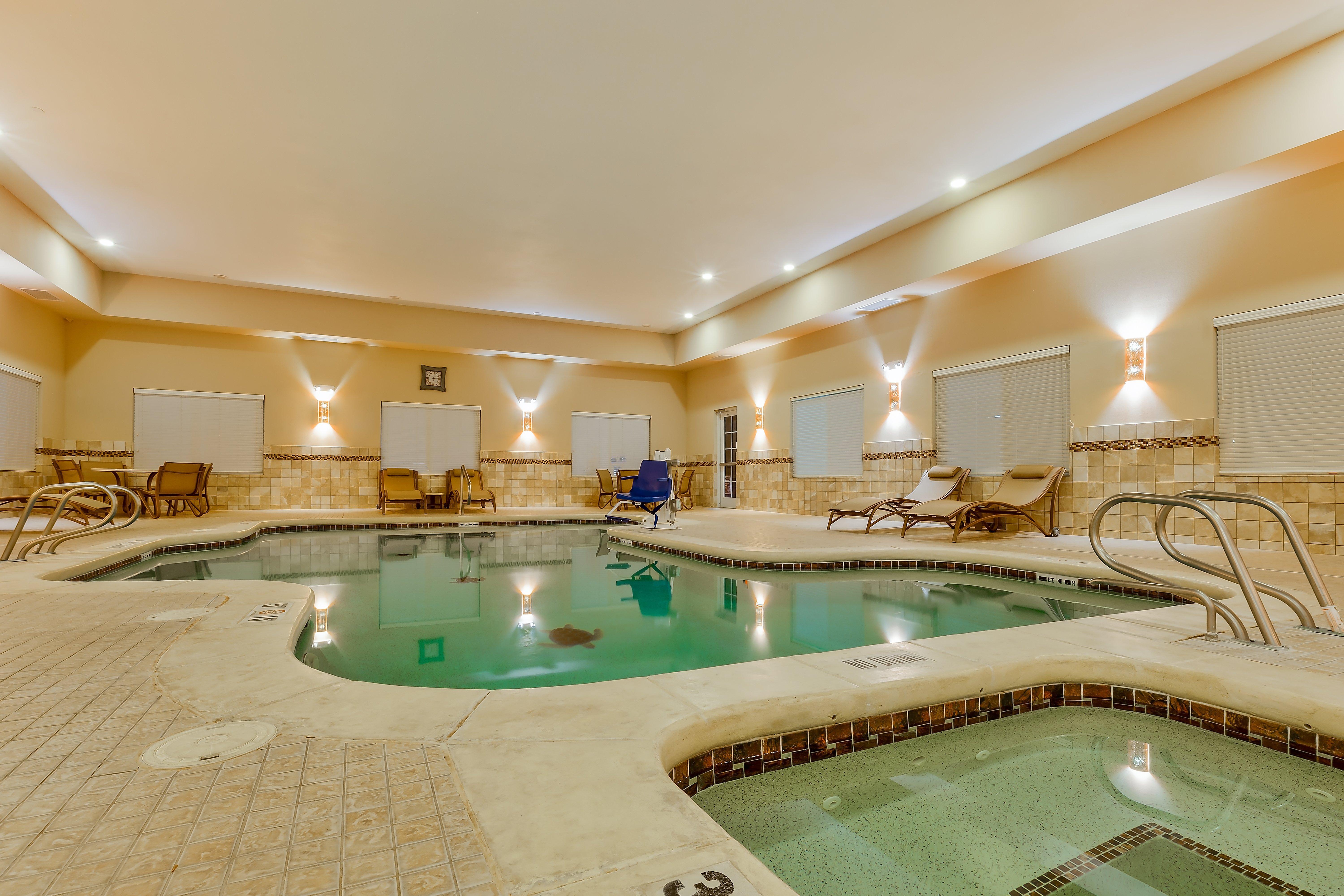 Holiday Inn Express And Suites Alpine By Ihg Εξωτερικό φωτογραφία