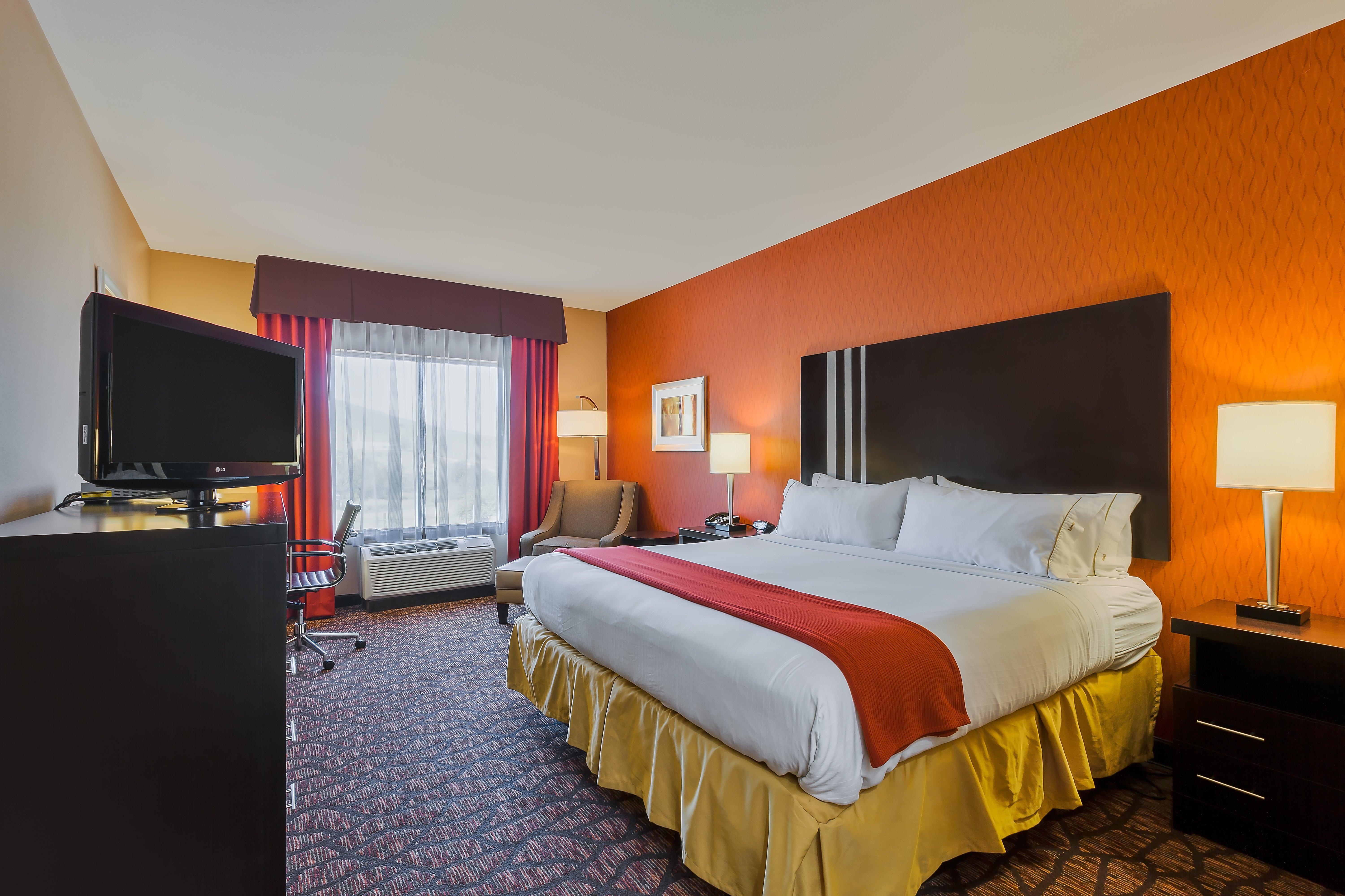 Holiday Inn Express And Suites Alpine By Ihg Εξωτερικό φωτογραφία
