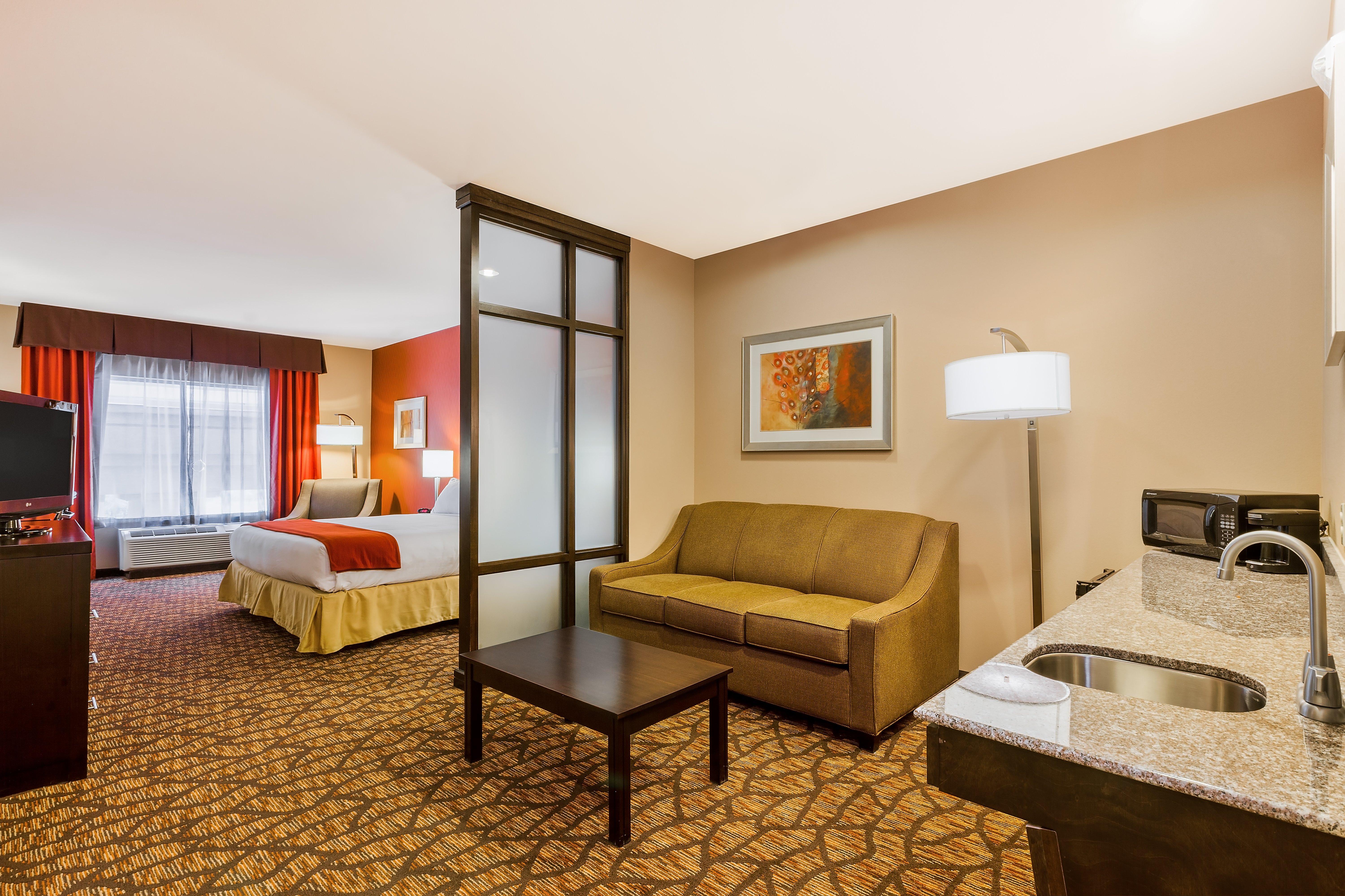 Holiday Inn Express And Suites Alpine By Ihg Εξωτερικό φωτογραφία