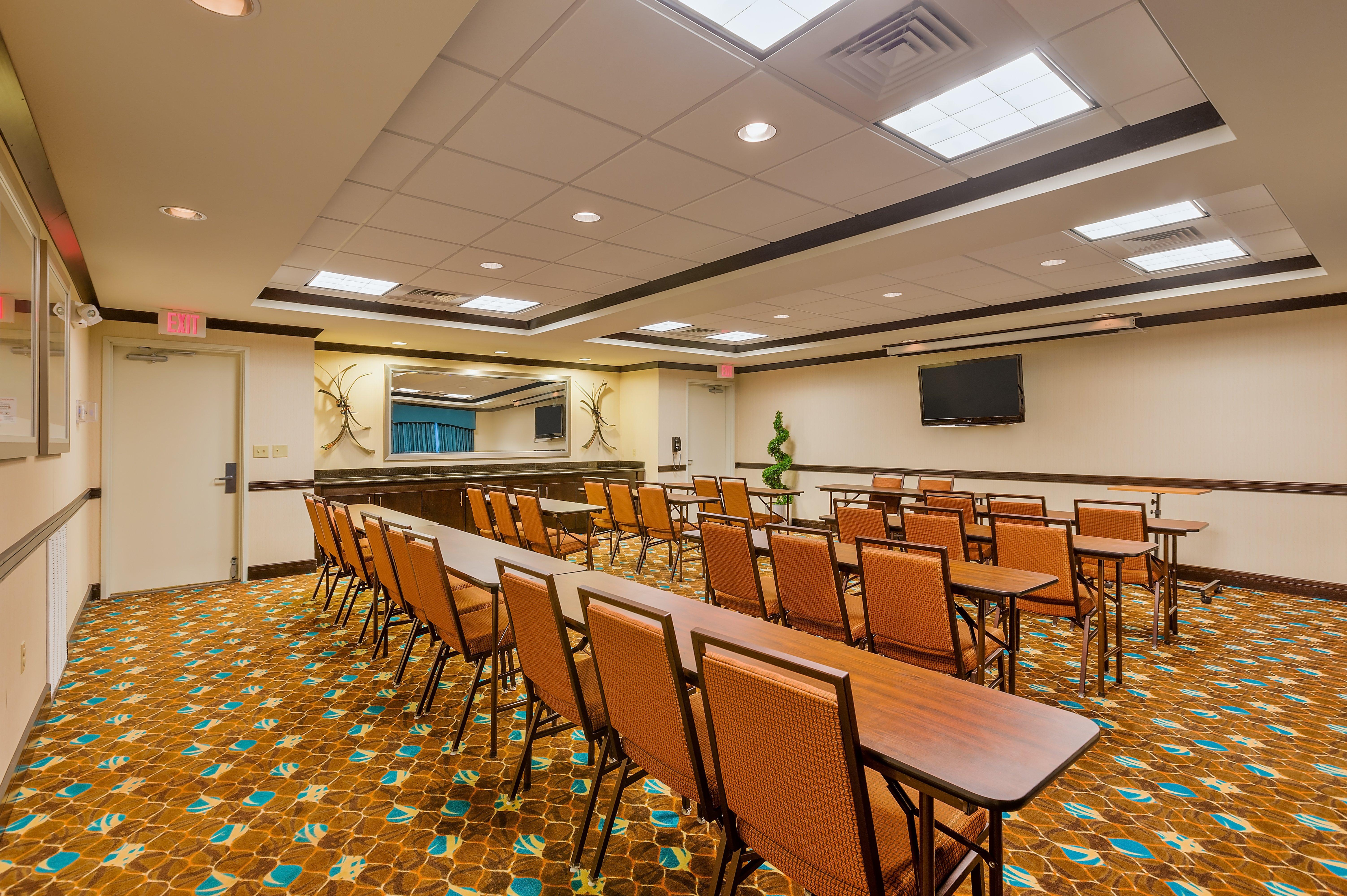 Holiday Inn Express And Suites Alpine By Ihg Εξωτερικό φωτογραφία