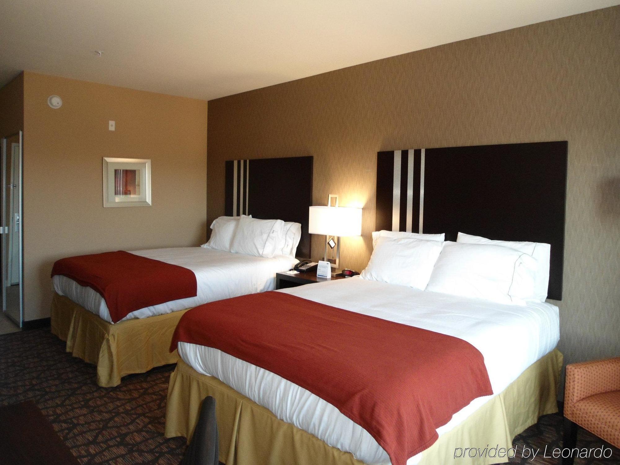 Holiday Inn Express And Suites Alpine By Ihg Δωμάτιο φωτογραφία