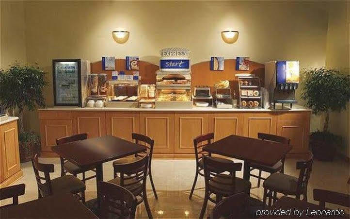 Holiday Inn Express And Suites Alpine By Ihg Εξωτερικό φωτογραφία